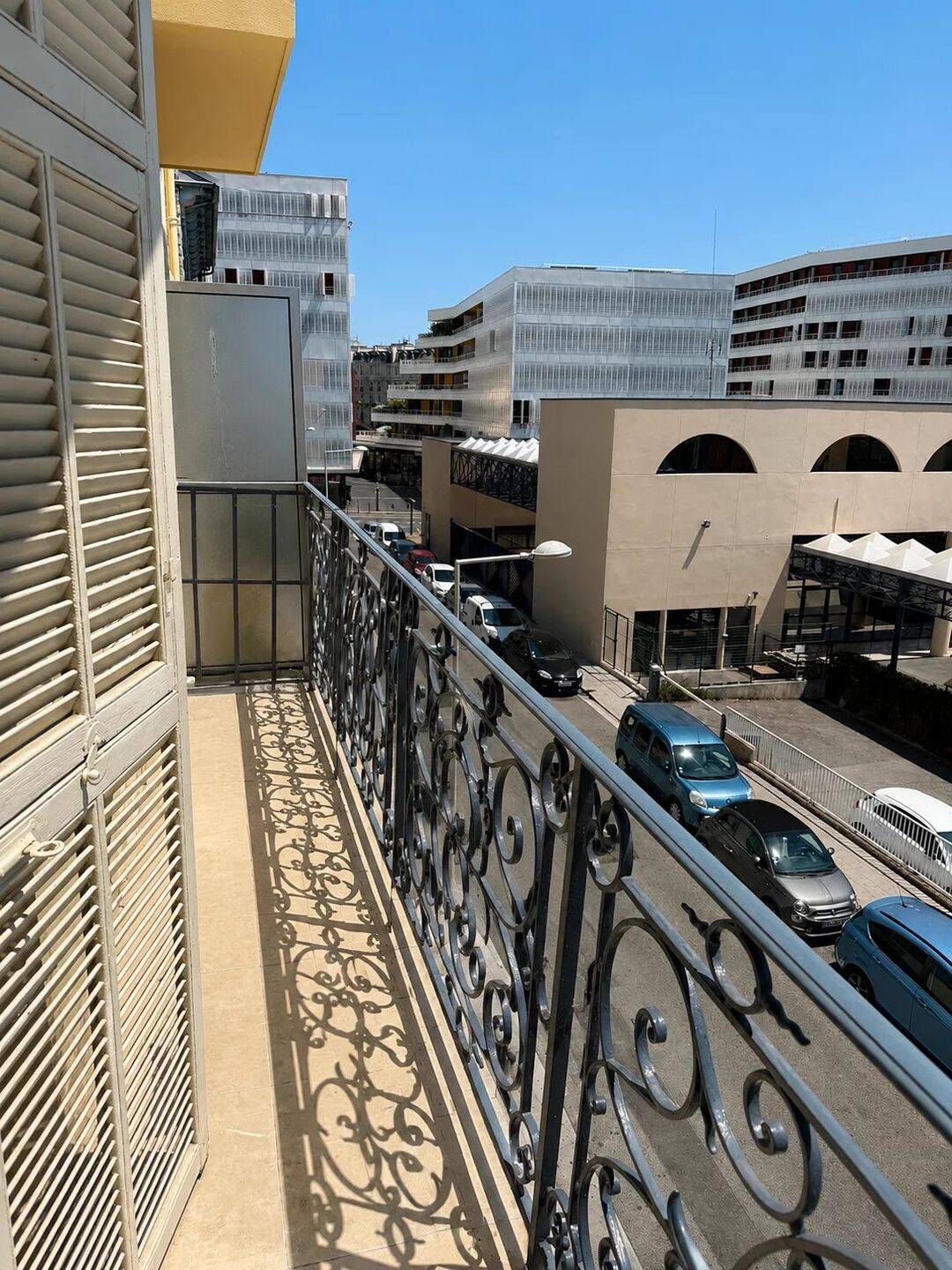 Appartement 4 pièces 75 m² · à Nice · 74,7 m² · 1 400 €