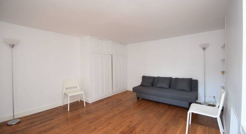 Appartement à louer 1 298 € 2 pièces 1 chambre 31,3 m² 5ème étage Enfants Rouges Paris 3ème 75003