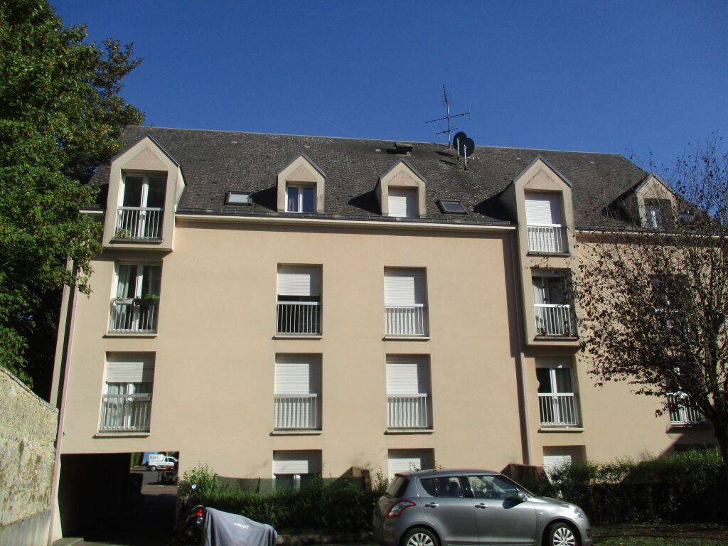 Appartement 1 pièce 28 m² · à Épernon · 28 m² · 446 €