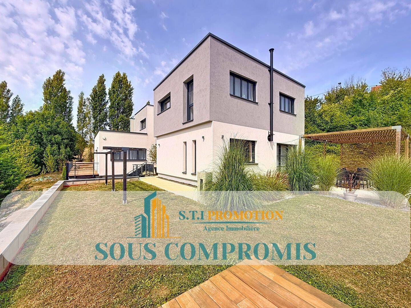 Maison 10 pièces 250 m² · à Boismont · 250 m² · 495 000 €