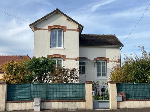 Maison à vendre 224 775 € 4 pièces 3 chambres 95 m² 514 m² de terrain Les Noës-près-Troyes 10420