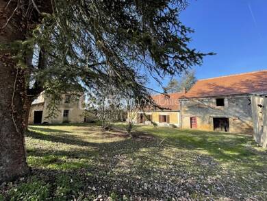 Mas à vendre 180 500 € 5 pièces 3 chambres 110 m² 4 000 m² de terrain Pressignac-Vicq 24150