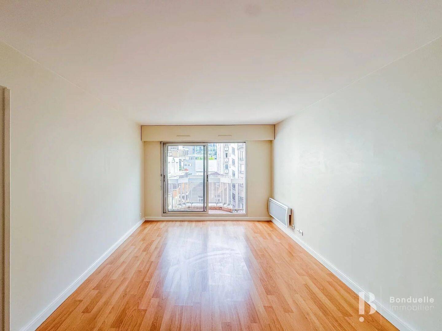 Appartement 2 pièces 55 m² · à Paris 15ème Arrondissement · 55,2 m² · 1 956 €/mois