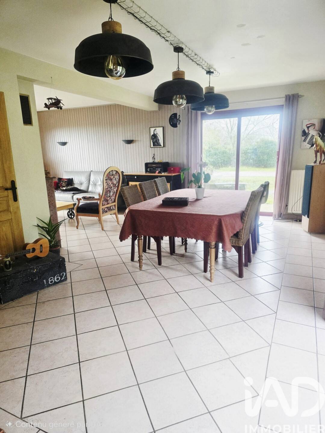 Maison 8 pièces 137 m² · à Rieux · 137 m² · 259 000 €