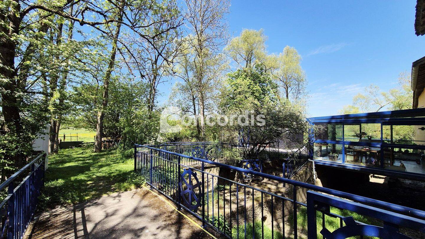 Maison 11 pièces 390 m² · à Saint-Germain-sur-Meuse · 390 m² · 385 000 €