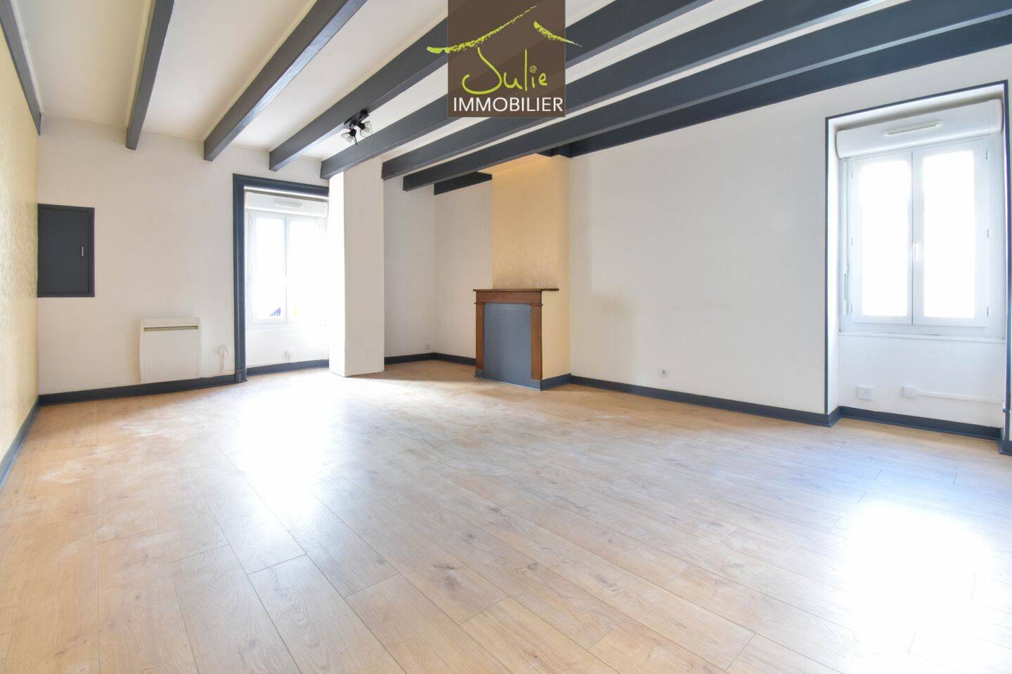 Appartement 3 pièces 88 m² · à Moncoutant-sur-Sèvre · 88 m² · 81 000 €