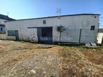 Local commercial à louer 439 € 100 m² de surface de vente Pontlieue-Rocade Le Mans 72100