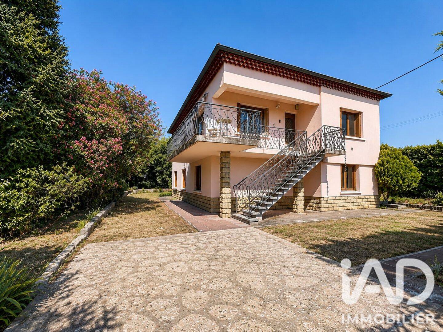 Maison 6 pièces 146 m² · à Pont-Saint-Esprit · 146 m² · 179 000 €