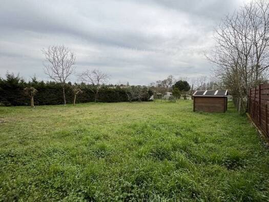 Terrain constructible à vendre 35 400 € 689 m² de terrain Casteljaloux 47700