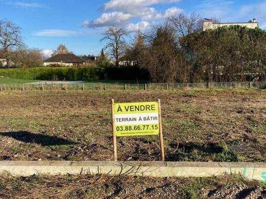 Terrain constructible viabilisé à vendre 270 000 € 573 m² de terrain Est Geispolsheim 67118
