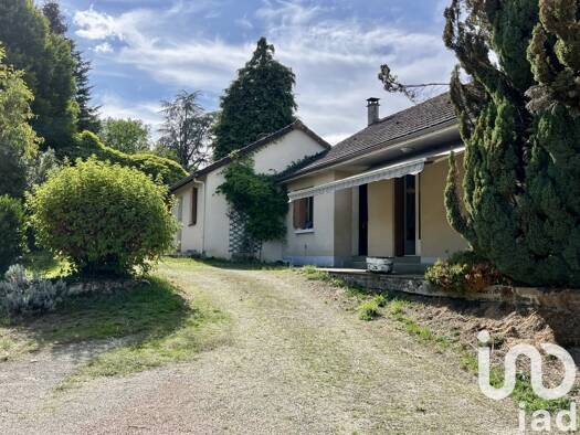 Maison à vendre 170 000 € 6 pièces 4 chambres 120 m² 1 905 m² de terrain Mialet 24450