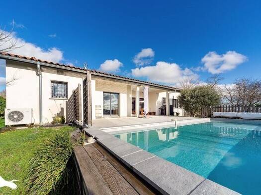 Maison de plain-pied à vendre 399 000 € 4 pièces 3 chambres 113 m² 1 530 m² de terrain Verfeil 31590