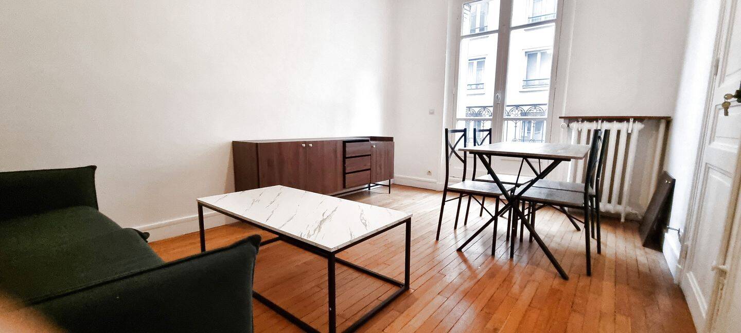 Appartement 3 pièces 55 m² · à Paris 15ème Arrondissement · 55 m² · 2 200 €