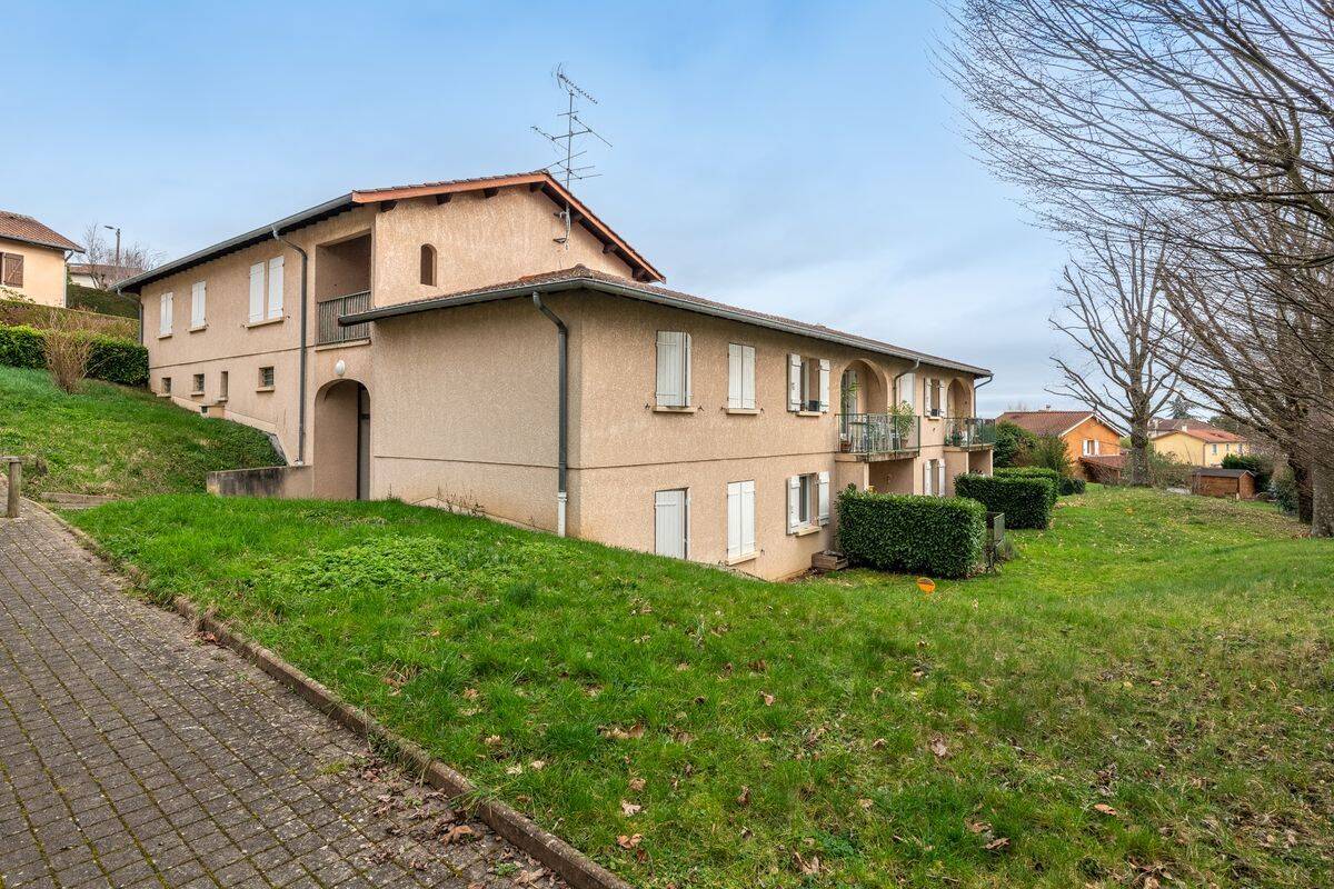 Appartement 4 pièces 81 m² · à Quincié-en-Beaujolais · 81 m² · 139 000 €