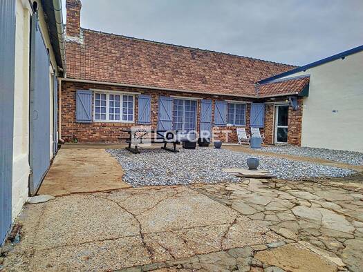 Maison de plain-pied à vendre 241 500 € 5 pièces 3 chambres 105 m² 1 135 m² de terrain Ponthoile 80860