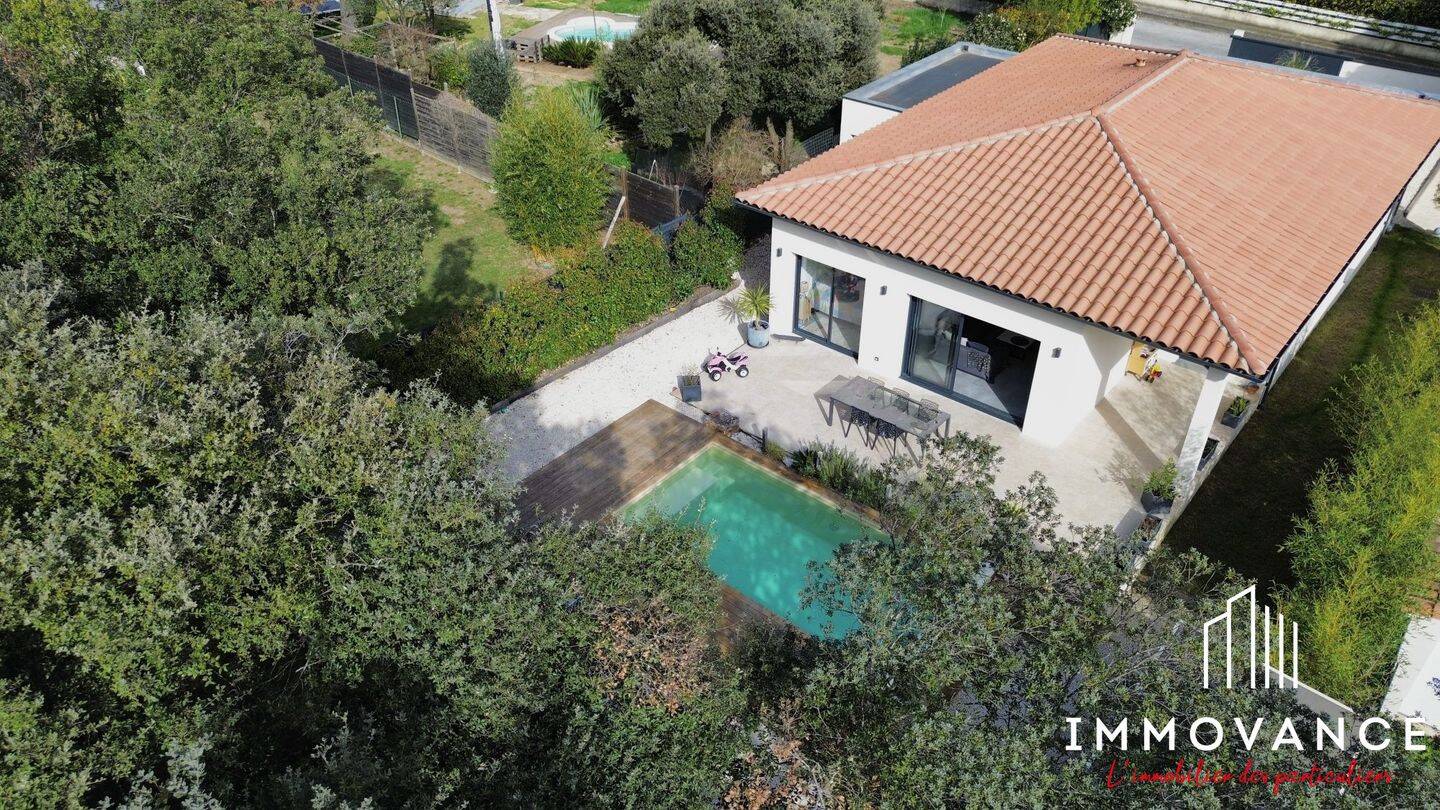 Maison 5 pièces 120 m² · à Villevieille · 120 m² · 620 000 €