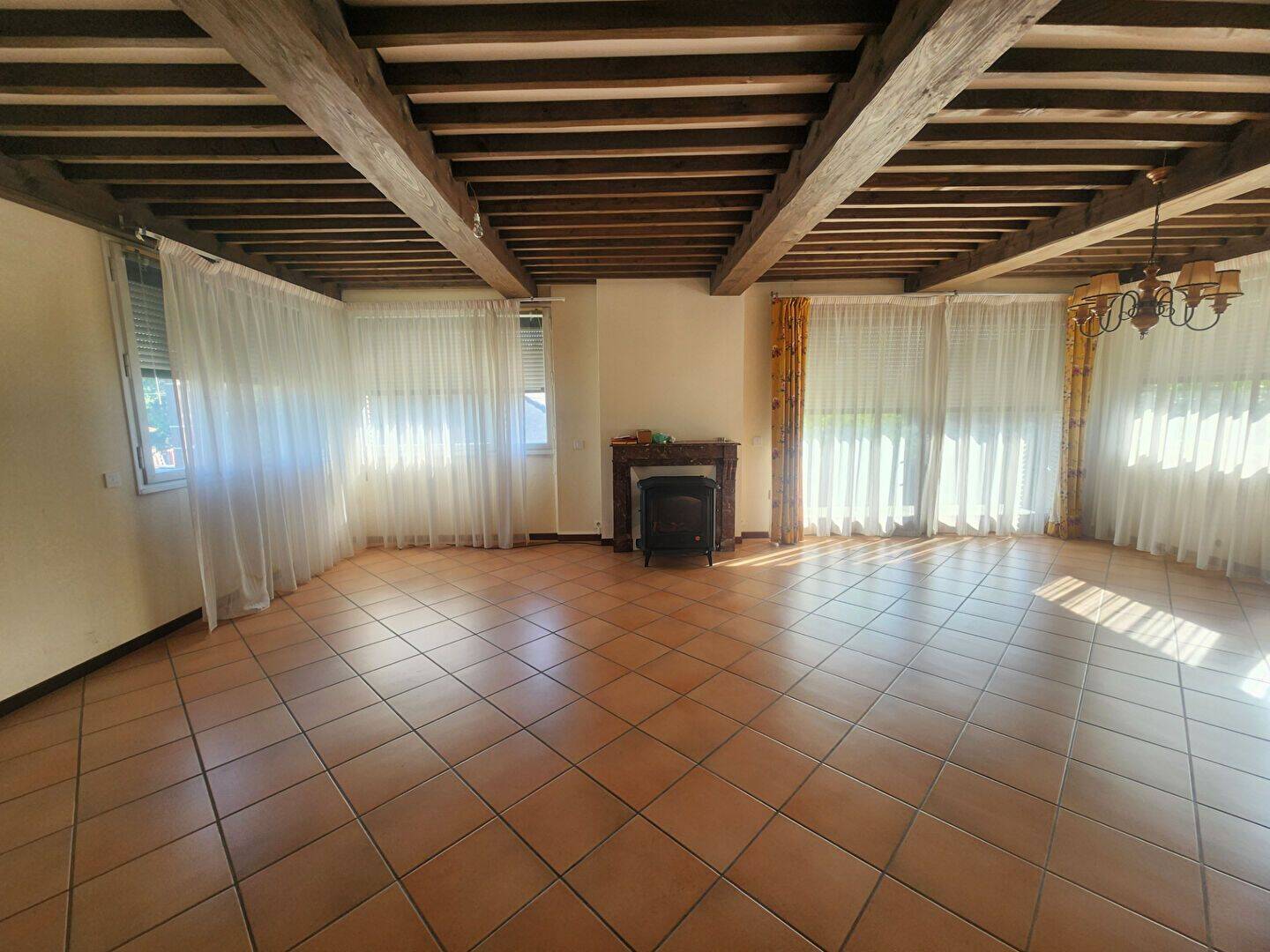 Appartement 5 pièces 164 m² · à Saint-Aubin · 164 m² · 149 000 €