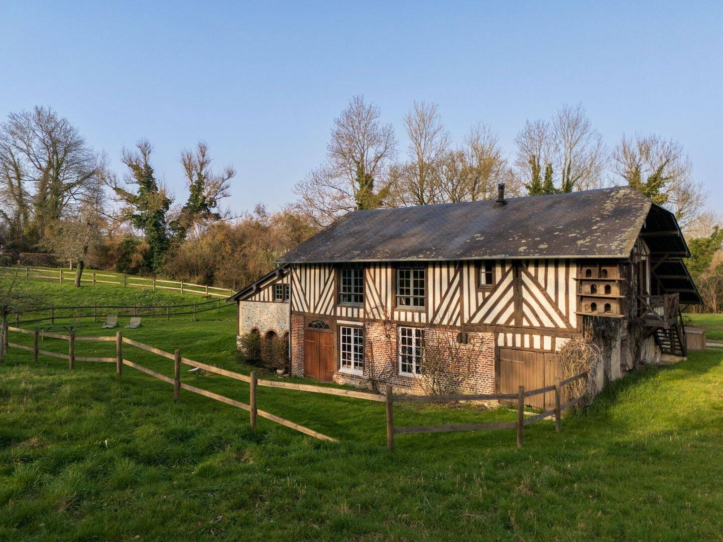 Maison 4 pièces 114 m² · à Pont-l'Évêque · 114 m² · 580 000 €