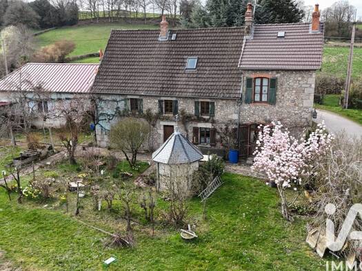 Maison à vendre 157 000 € 7 pièces 4 chambres 164 m² 1 694 m² de terrain Les Mars 23700