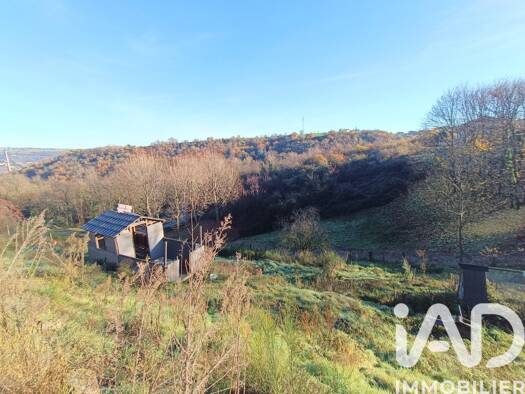 Terrain constructible viabilisé à vendre 165 000 € 1 520 m² de terrain Châteauneuf 42800