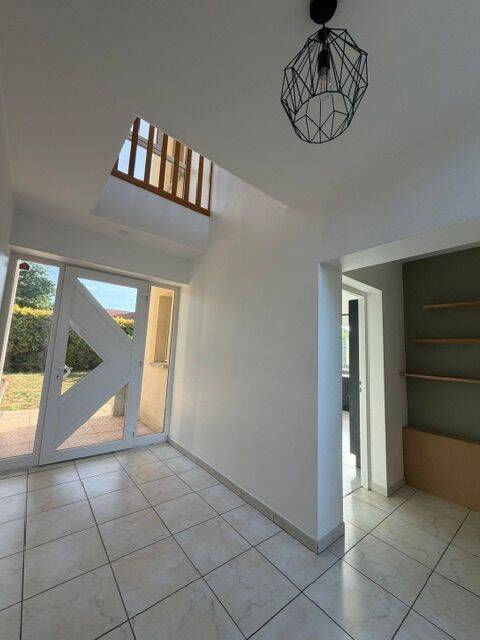 Maison 6 pièces 210 m² · à Corny-sur-Moselle · 210 m² · 523 000 €