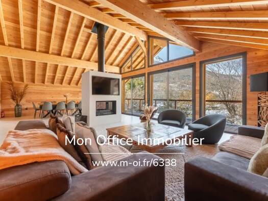 Chalet à vendre 1 890 000 € 6 pièces 4 chambres 255 m² 600 m² de terrain Briancon Nord Briançon 05100
