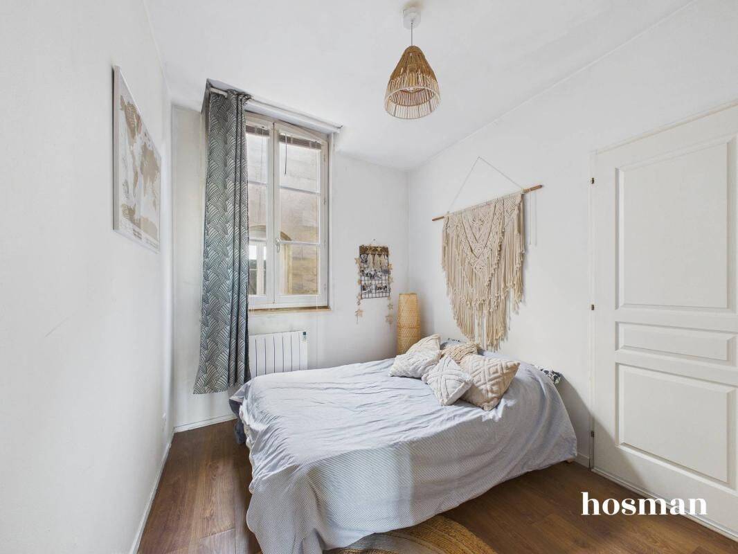 3 pièces - 68 m² traversant - Grenier de 20m2 aménageable - Quai — 12