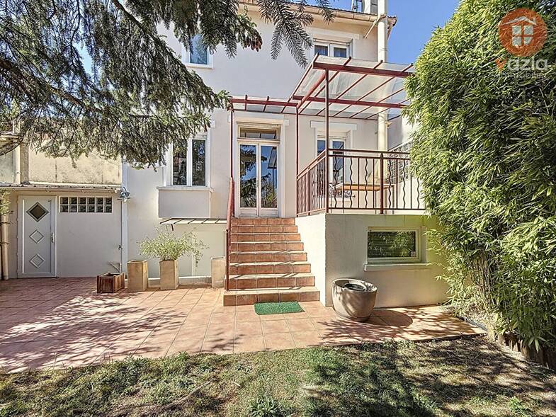 Maison à vendre 845 000 € 5 pièces 4 chambres 128 m² 350 m² de terrain Centre Nanterre 92000