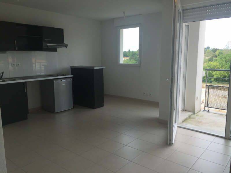 Appartement 1 pièce 30 m² · à Fléac · 29,6 m² · 380 €/mois