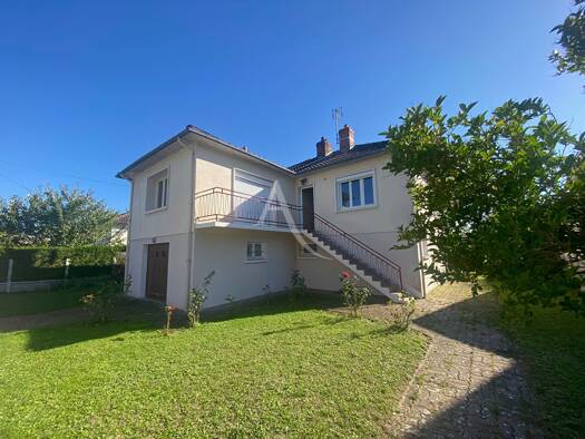 Maison à vendre 164 500 € 5 pièces 3 chambres 87 m² 622 m² de terrain Chilleurs-aux-Bois 45170