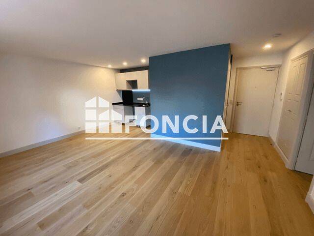 Appartement 2 pièces 43 m² · à Grasse · 42,7 m² · 607 €