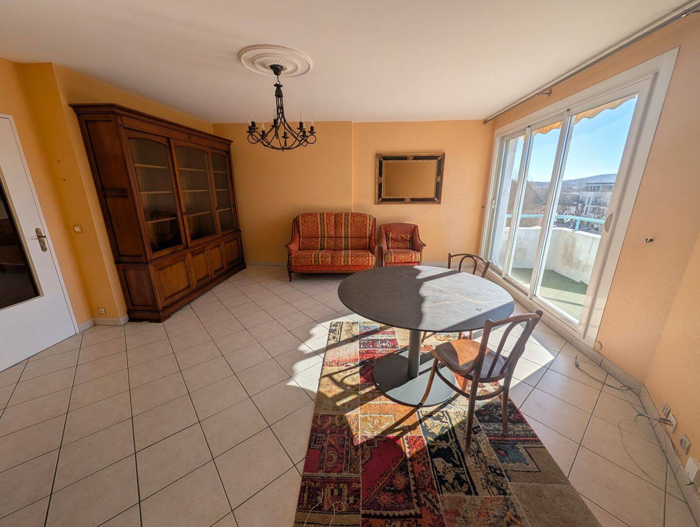Appartement 4 pièces 79 m² · à Les Clayes-sous-Bois · 79 m² · 259 000 €