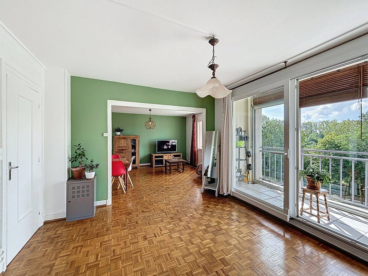 Appartement 6 pièces 151 m² · à Thionville · 151,1 m² · 230 000 €