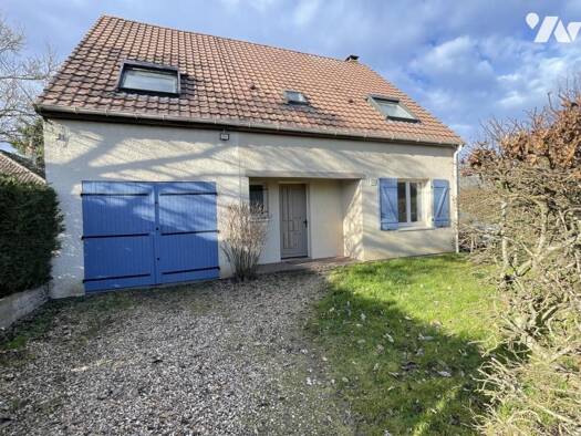 Maison à vendre 283 700 € 4 pièces 3 chambres 95 m² 1 658 m² de terrain Saint-Pierre-des-Corps 37700