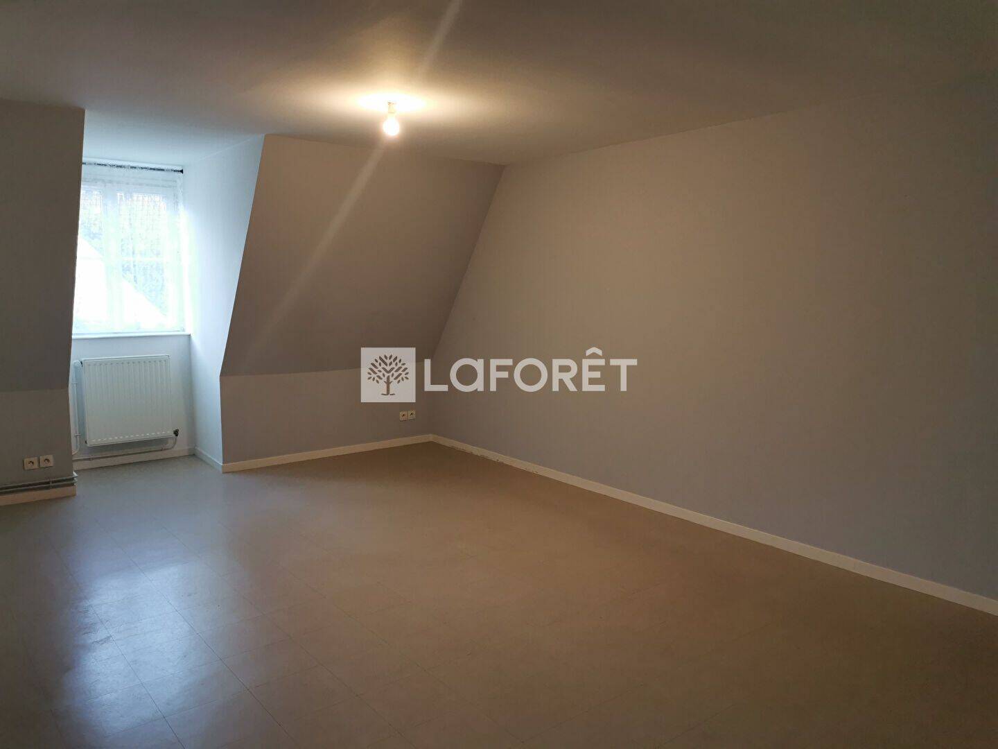 Appartement 3 pièces 99 m² · à Hesdin-la-Forêt · 99,1 m² · 650 €/mois