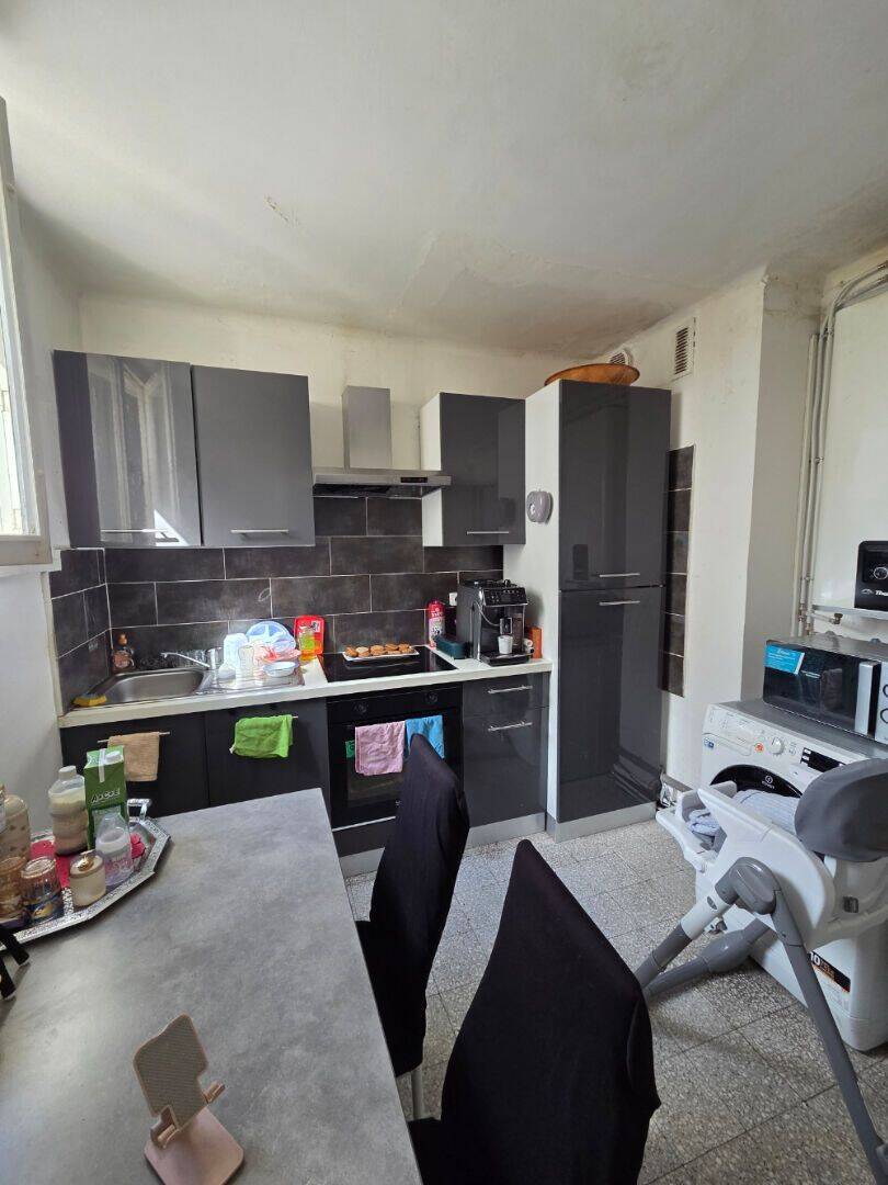 Appartement 3 pièces 60 m² · à Nîmes · 60 m² · 140 000 €