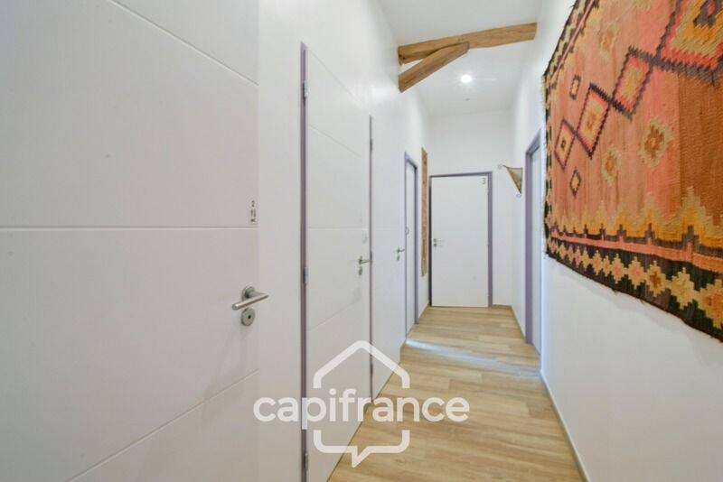 Maison 12 pièces 470 m² · à Louhans · 470 m² · 320 000 €
