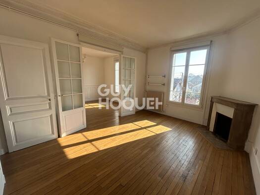 Appartement à louer 1 078 € 3 pièces 2 chambres 59 m² Étage 2/3 Sud-Bords de Marne-Foch Chelles 77500