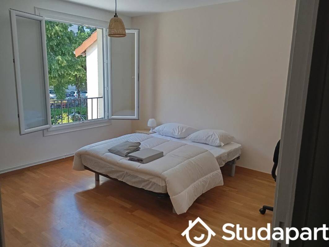 1 pièce 12 m² à Poitiers