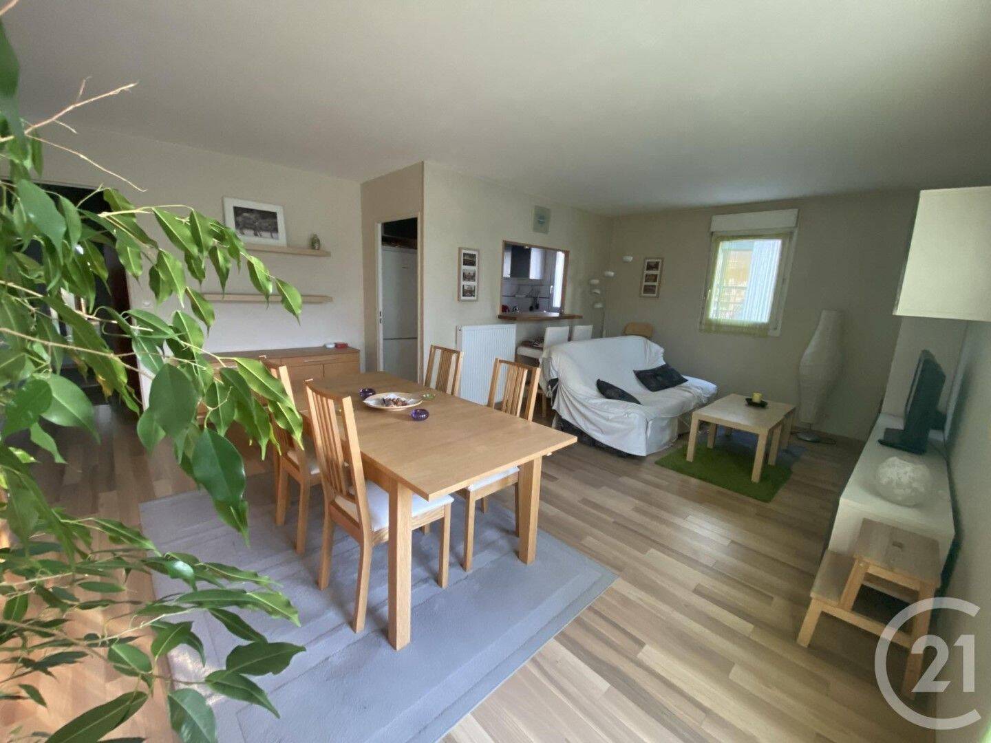 Appartement 2 pièces 52 m² · à Cergy · 52 m² · 905 €