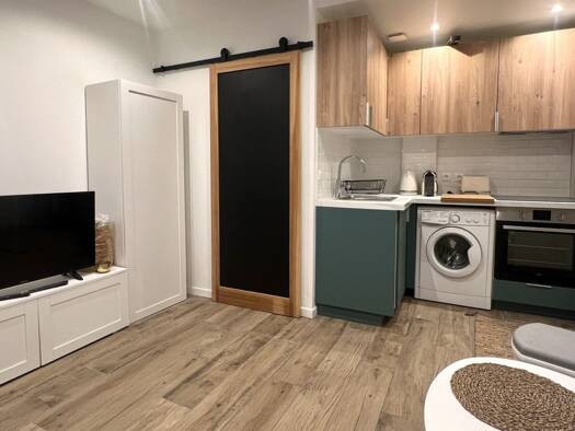 Studio à vendre 149 000 € 1 pièce 17 m² RDC/1 Villejuif 94800