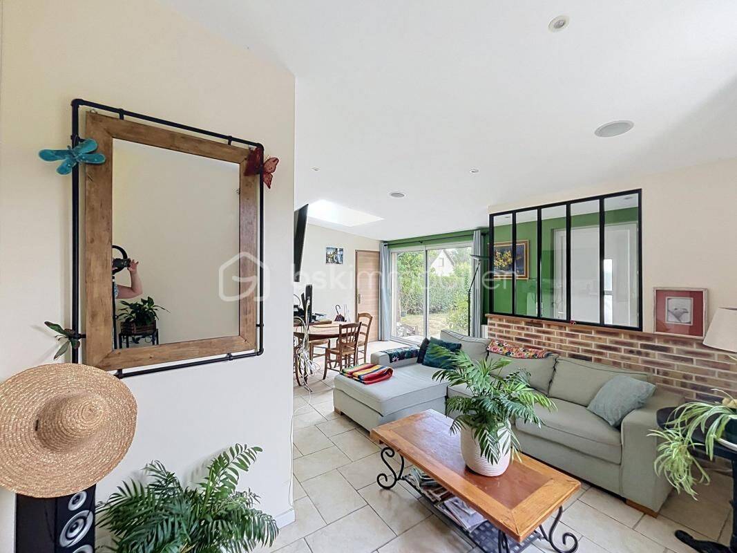 Maison 4 pièces 767 m² · à Méru · 767 m² · 287 000 €