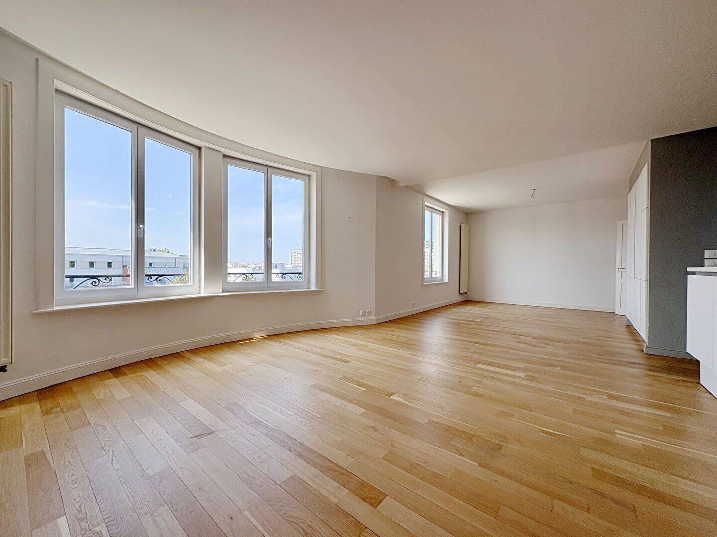 Appartement 5 pièces 165 m² · à Lille · 164,9 m² · 2 136 €