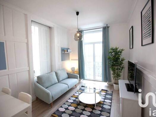 Immeuble à vendre 390 000 € 180 m² Ouest Thermal Châtel-Guyon 63140