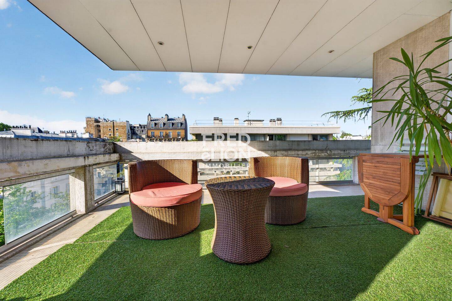Appartement 3 pièces 64 m² · à Neuilly-sur-Seine · 64 m² · 800 000 €