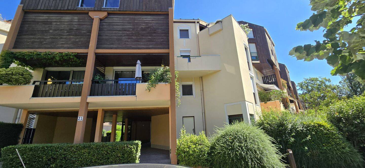 Appartement 5 pièces 117 m² · à Meylan · 116,5 m² · 395 000 €