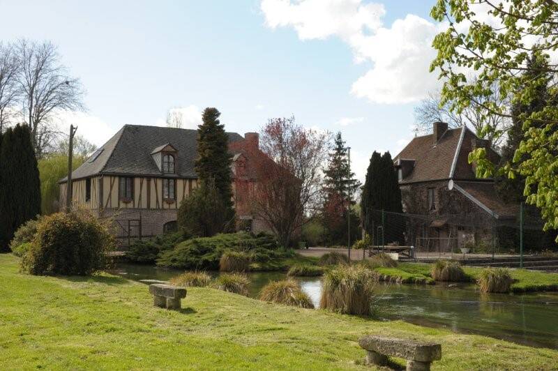 Maison 10 pièces 500 m² · à Estissac · 500 m² · 472 500 €