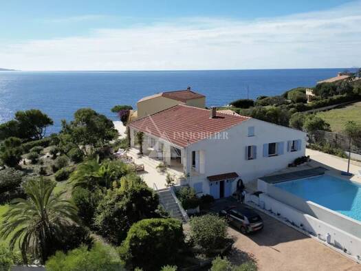 Villa à vendre 1 090 000 € 6 pièces 5 chambres 189 m² 1 780 m² de terrain Cargèse 20130