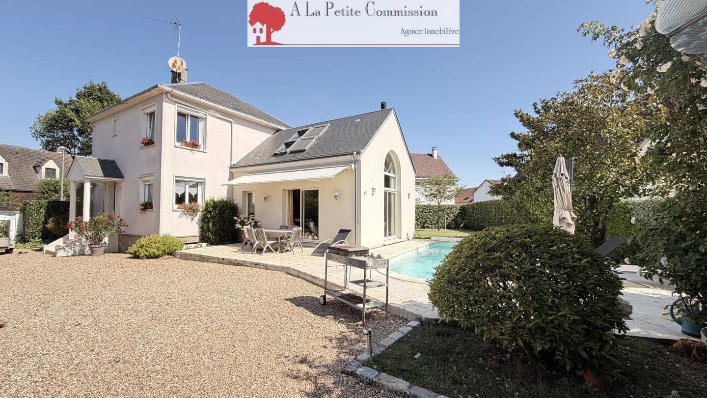 Maison 5 pièces 183 m² · à Luisant · 183 m² · 563 750 €