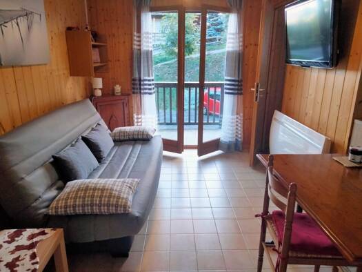 Appartement à louer 480 € 2 pièces 1 chambre 27 m² Mont-Saxonnex 74130